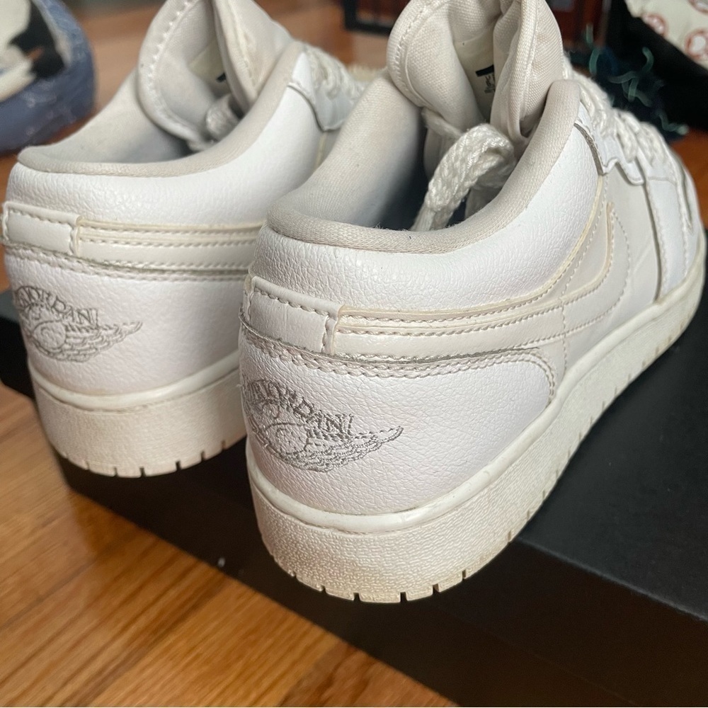 AIR JORDAN RETRO 1 LOW CASUAL SHOES triple off white cream NIKE 6.5 8 - Picture 8 of 10